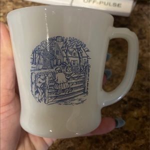 Vintage FIRE KING s/4 Currier & Ives coffee cups